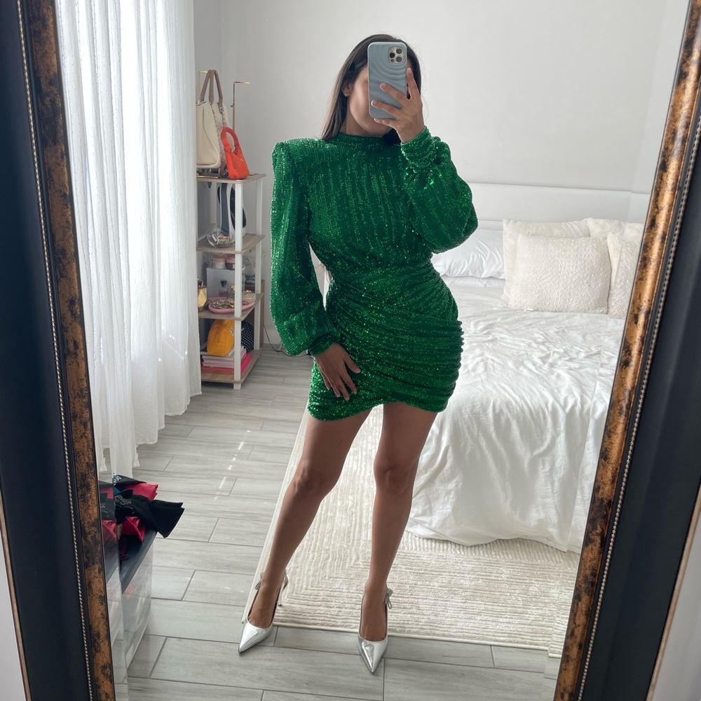 PrettyLittleThing Emerald Green Sequin Open Back Mini Dress | Size 0 - Picture 2 of 4